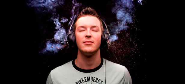 DJ Feel 25 февраля 2012 года в клубе «Зал Ожидания». Диско-шоу от легенды танцевальной музыки. Скидка 50%. Санкт-Петербург - kupikupon.ru DJ Feel 25 февраля 2012 года в клубе «Зал Ожидания». Диско-шоу от легенды танцевальной музыки. Скидка 50%