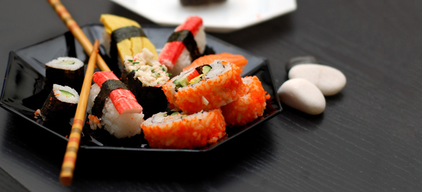 Все меню + ролл «Снежный» в подарок от компании Sushi-Street. Накорми друзей и подруг! Скидка 55%. Москва - kupikupon.ru Все меню + ролл «Снежный» в подарок от компании Sushi-Street. Накорми друзей и подруг! Скидка 55%