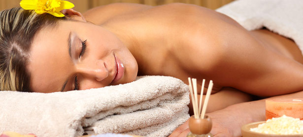 SPA-программа на 2 часа: ИК-сауна, кофейно-рисовое скрабирование тела, стимулирующее, антицеллюлитное или шоколадное обертывание, массаж **со скидкой 76%** + **скидка 65%** на повторную процедуру от Relux Studio. Москва - kupikupon.ru SPA-программа на 2 часа: ИК-сауна, кофейно-рисовое скрабирование тела, стимулирующее, антицеллюлитное или шоколадное обертывание, массаж **со скидкой 76%** + **скидка 65%** на повторную процедуру от Relux Studio