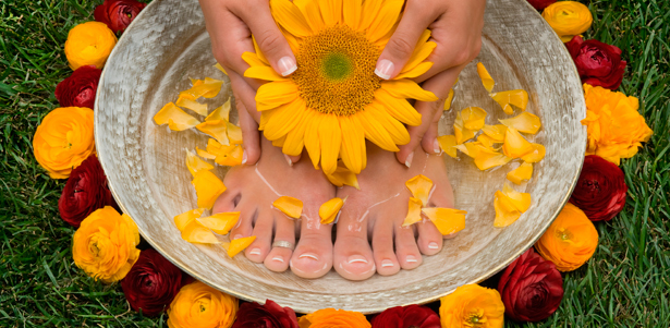 Классический, европейский или SPA-маникюр и педикюр с покрытием Shellac в салоне красоты «21 век». **Скидка до 73%**
. Москва - kupikupon.ru Классический, европейский или SPA-маникюр и педикюр с покрытием Shellac в салоне красоты «21 век». **Скидка до 73%**