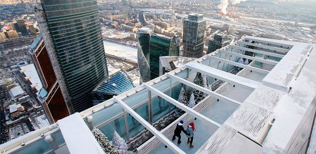 Билет для двоих на самый высокий каток в мире на крыше башни «Око» в «Москва-Сити». **Скидка 54%**