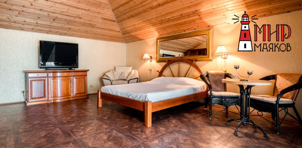 От 2 дней проживания для одного или двоих на базе отдыха «Мир маяков» в Ленинградской области. **Скидка 30%**