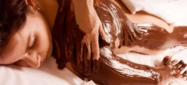 «Оденься в шоколад» от SPA-салона «АпельсинКо»! Кедровая бочка + шоколадное обёртывание! Скидка до 77%