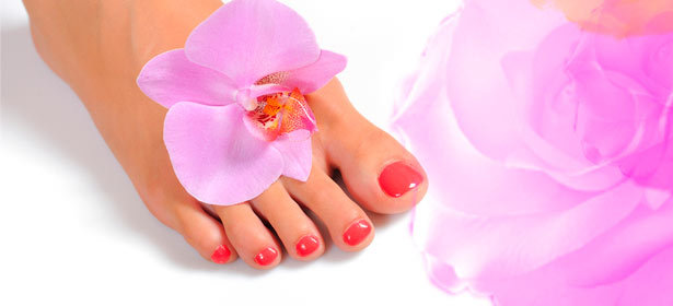 1, 3 или 5 сеансов аппаратного педикюра с покрытием + Spa-уход в салоне красоты «Эффект». Скидка до 81%!