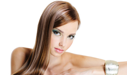 Окрашивание волос тон в тон в салоне-студии Ларисы Кануковой со <font color="#99cc00"><b>скидкой 70%</b></font>! Заплати <font color="#99cc00">830 вместо <S>2770</S> рублей</font>! Открой себя в новом цвете!