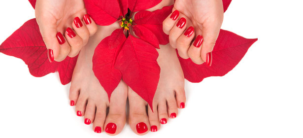 SPA-маникюр и SPA-педикюр с цветным покрытием ногтей Shellac в салоне красоты Афродита со **скидкой до 61%**