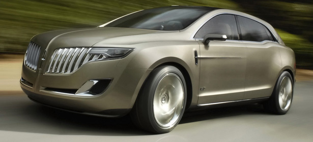 Шиномонтаж четырёх колес, балансировка, а также выездной шиномонтаж во все районы города в одном из четырёх автосервисов. **Скидка до 68%!**