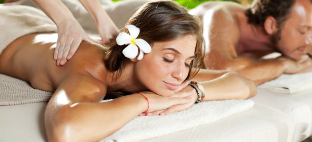 SPA-программы для 1 или 2 человек в городском оздоровительном центре Spa-Club. Пилинг, обертывание, массаж посещение турецкого хаммама и джакузи, гидромассаж и другие процедуры. **Скидка до 85%**