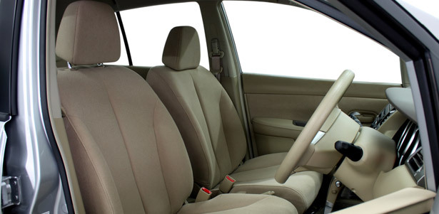 Комплексная химчистка салона автомобиля и бесконтактная мойка кузова в автокомплексе «Бригантина». **Скидка 59%**