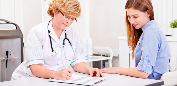 Комплексное обследование «Женское здоровье» в поликлинике «Дубрава»: консультация гинеколога, УЗИ, забор и исследование мазка, консультация физиотерапевта, назначение лечения и выдача результатов обследования. **Скидка 52%** 
